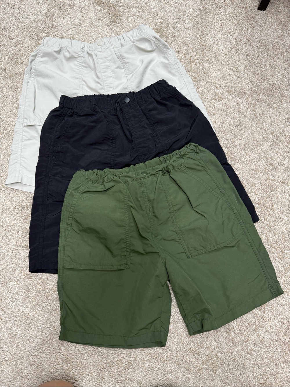 Uniqlo kids Elastic-Waist Shorts — Olive, Black, White